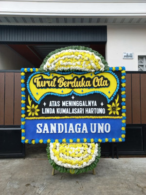 Papan Bunga Duka di Petasia Barat